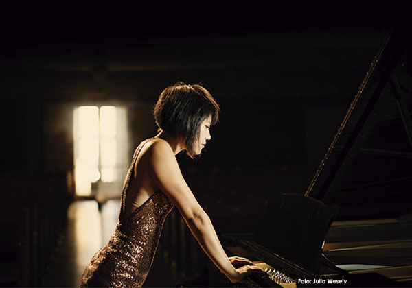 Yuja Wang poster nuevo